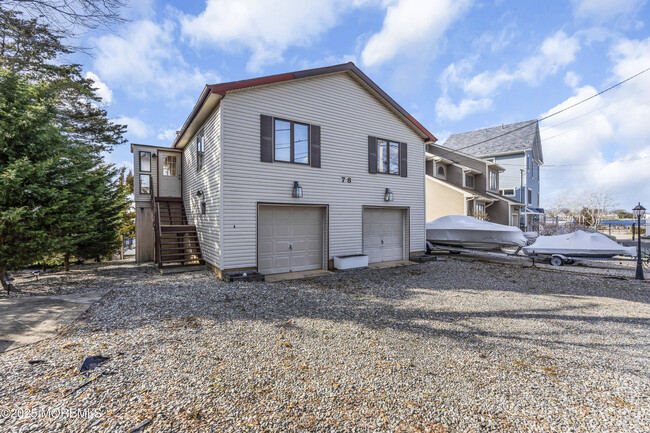 Building Photo - 78 Tall Timber Dr