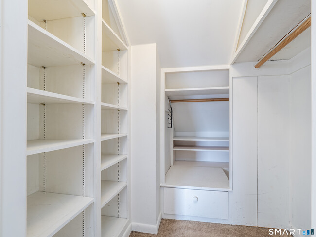 Building Photo - 38 Gregory Blvd