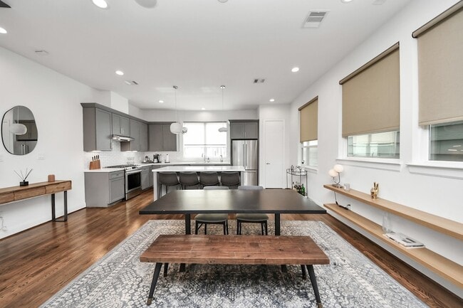 Building Photo - 1721 Eado Point Ln