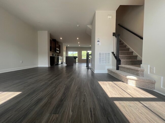 Building Photo - 491 Paperbark Sq