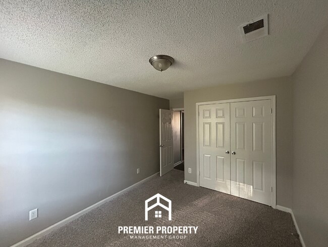 Building Photo - 4049 Powder Mill Cove