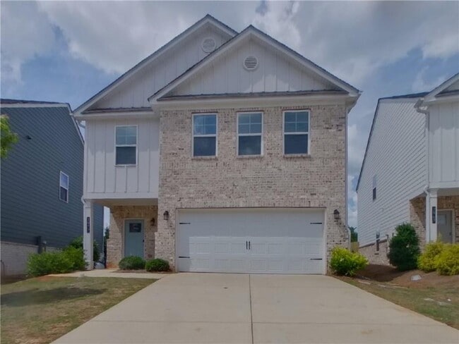 Primary Photo - 2977 McKenzie Dr
