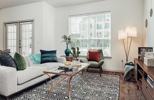 Building Photo - 8802 N Sam Houston Pkwy E Pky