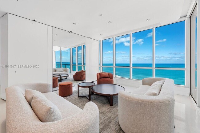 Building Photo - 100 South Pointe Dr