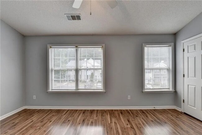 Building Photo - 4645 Valais Ct