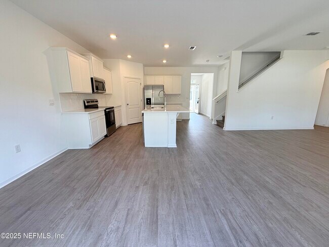 Building Photo - 2308 Shady Breeze Ln
