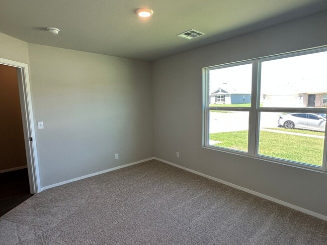 Building Photo - New 3 Bedroon, 2 Bath 2 car garage