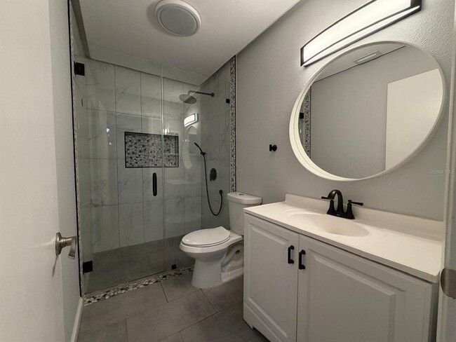 Building Photo - 8643 Mallard Reserve Dr