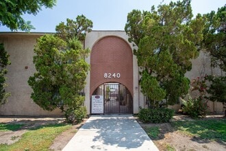 Building Photo - 8240 Whitsett Ave