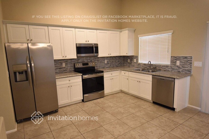 Building Photo - 3410 W South Butte Rd