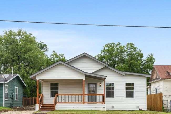 Building Photo - 2035 Martin Luther King Dr