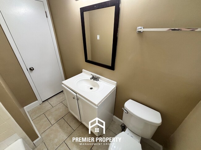 Building Photo - 3609 Pinson Heights Cir