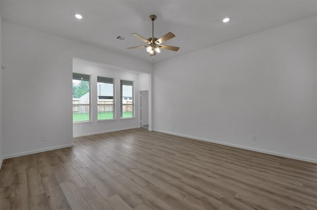 Building Photo - 17841 McClary Cardinal Dr