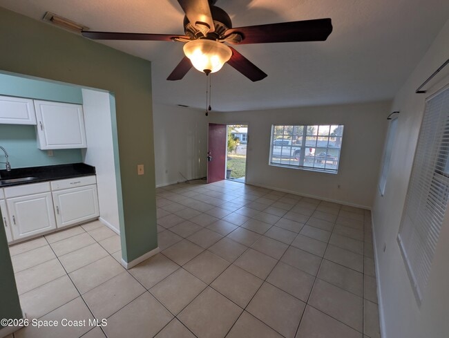 Building Photo - 198 Jackson St