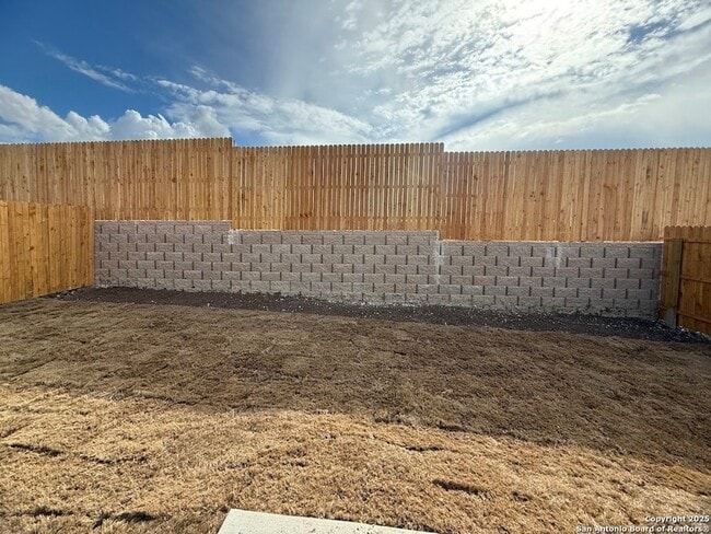 Building Photo - 247 Ottawa Way