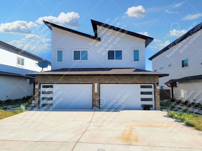 Building Photo - 3 br, 2.5 bath Duplex - 21210 Portsmouth C...