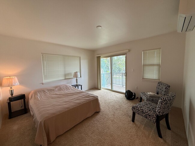 Building Photo - Olino at Mehana 3 bed 2.5 bath townhome av...