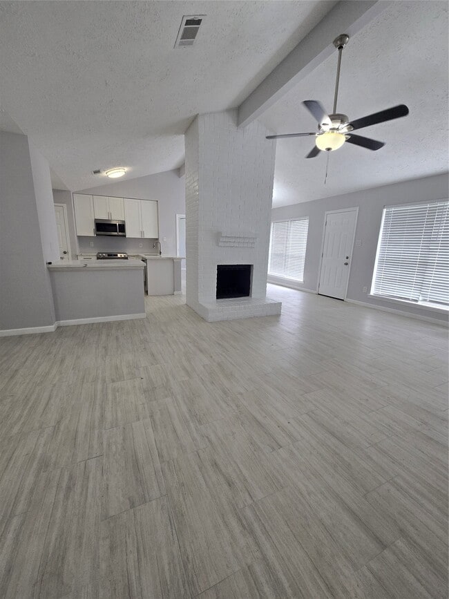 Building Photo - 19319 Cypress Cliff Dr