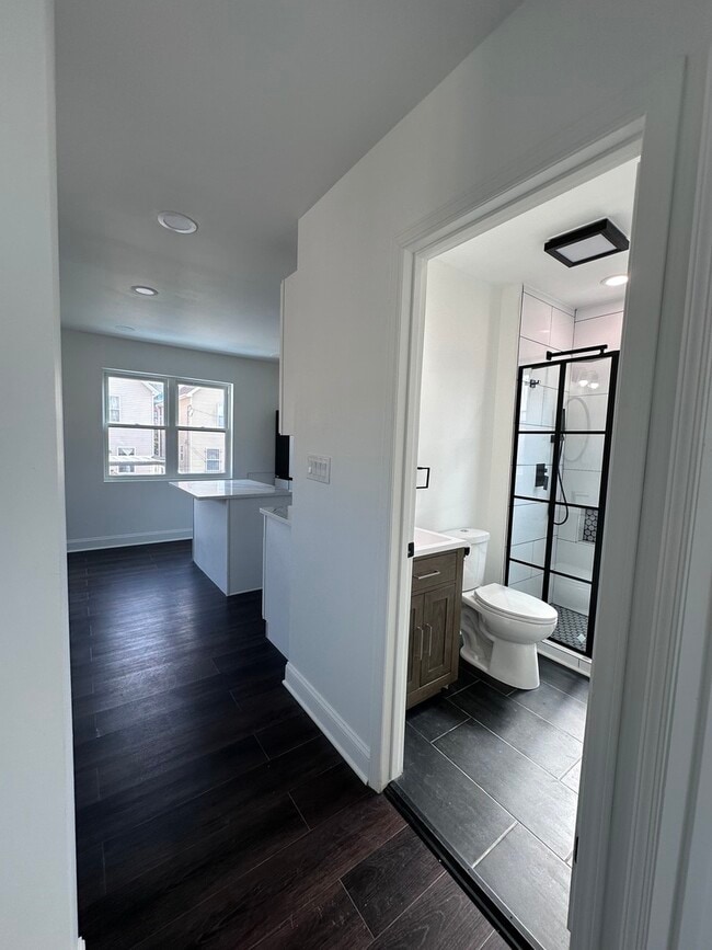Building Photo - 3412 W 13th Pl
