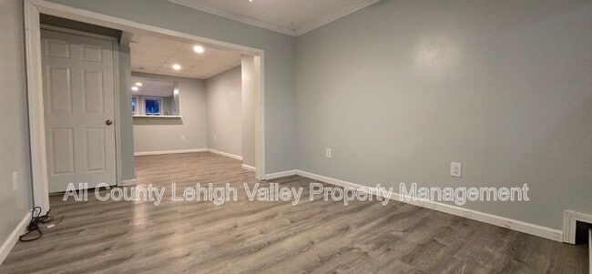 Building Photo - 1922 Glendale Ave