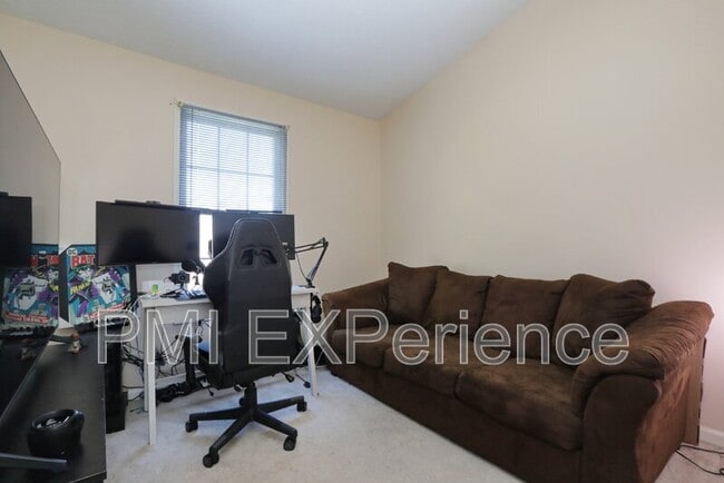Building Photo - 12740 Wedgedale Ct