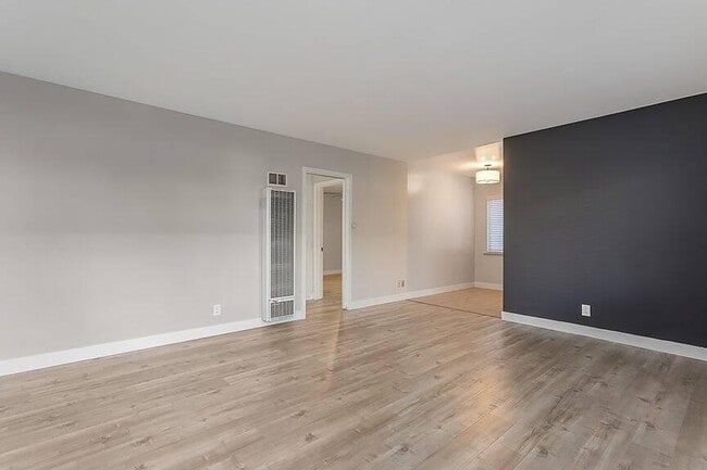 Building Photo - 2.0 bedroom in Temple City California 91780