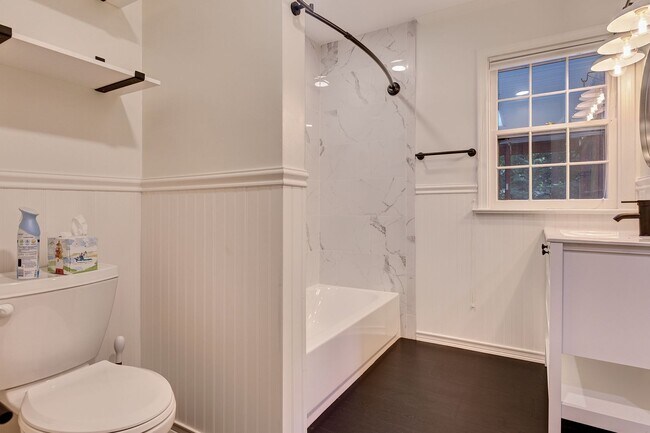 Building Photo - Indigo Park