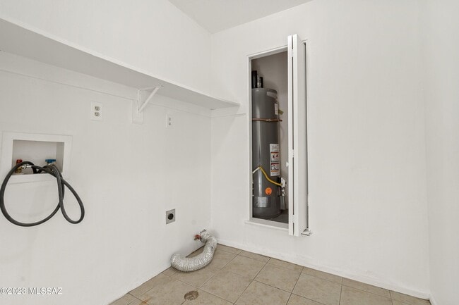 Building Photo - 6082 S Birchwood Dr
