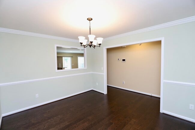 Building Photo - 1761 Nicholas Dr