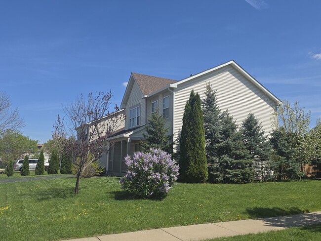 Building Photo - 579 Scott Ln