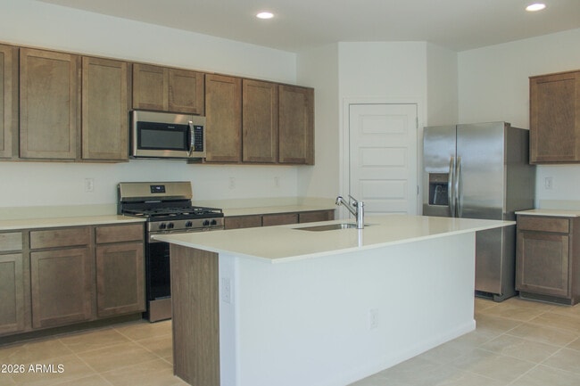 Building Photo - 9833 W Monterey Way