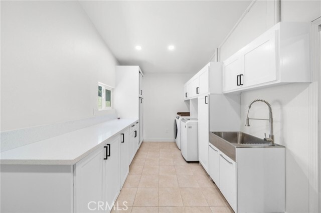 Building Photo - 1610 N Amador Ave