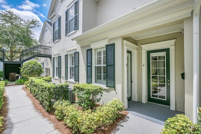 Building Photo - Beautiful Baldwin Park Orlando Town Home