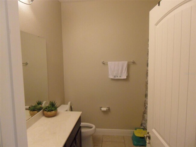 Building Photo - 1497 Softshell St
