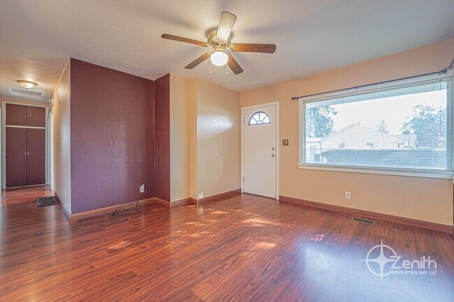 Building Photo - 2502 Fairmount Ave