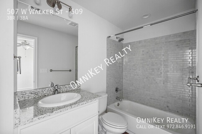 Building Photo - 507 W Walker St