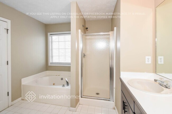 Building Photo - 615 Simon Ive Dr
