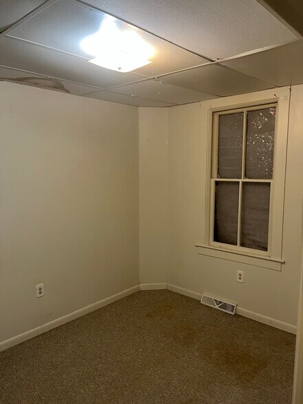 Building Photo - 801 N 3rd St