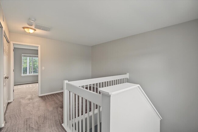 Building Photo - 1108 Grand Lake Ct