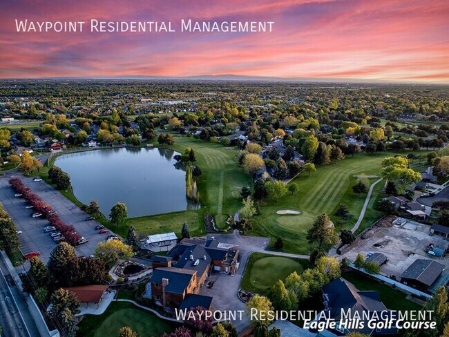 Building Photo - 1704 E Cutgrass Ln