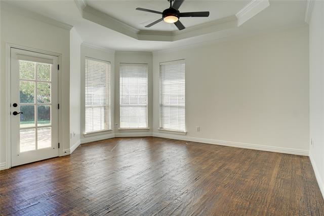 Building Photo - 1307 Normandy Dr