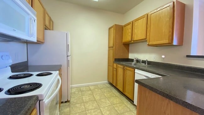 Building Photo - 4802 51st St W