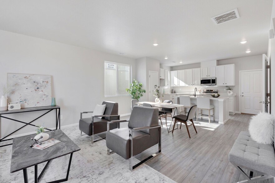 Building Photo - 1440 Coral Pl