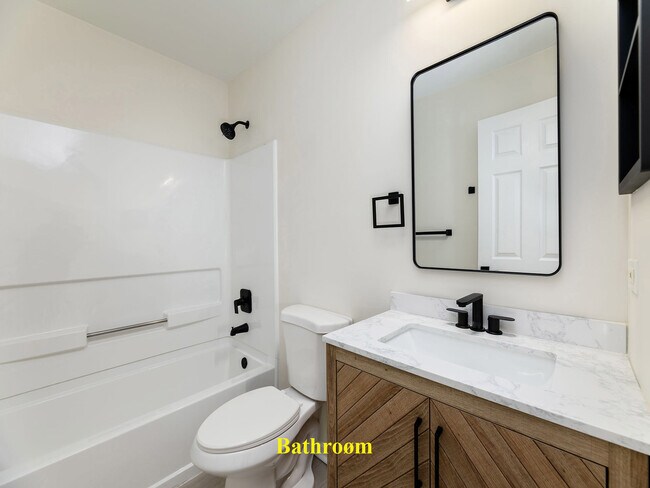 Building Photo - 311 Abington Woods Dr