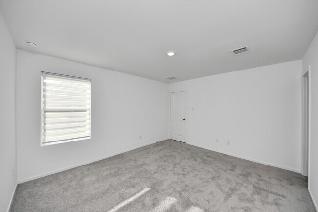 Building Photo - 3052 Dawn Sound Dr