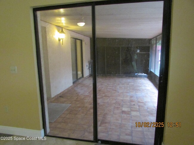 Building Photo - 49 Piney Branch Way