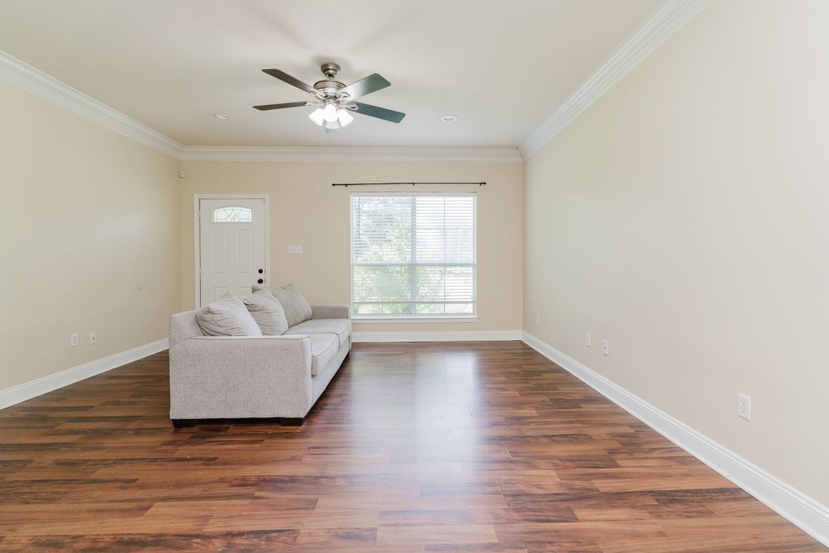 Building Photo - 38494 Ruby Dr