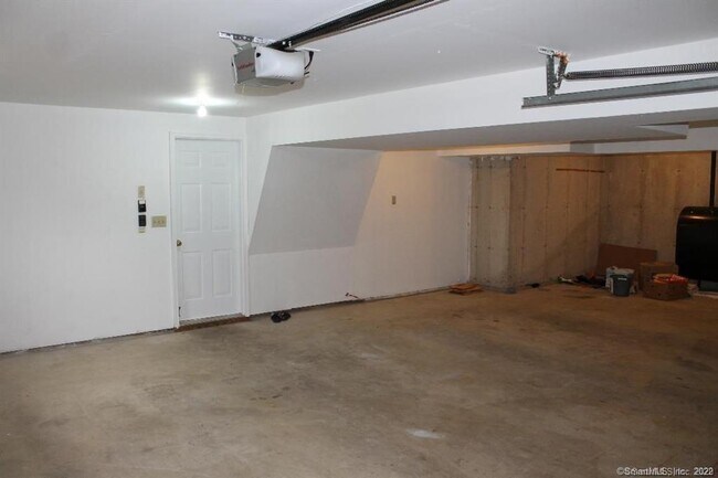 Building Photo - 183 Osborn Rd