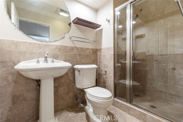 Building Photo - 14631 Dickens St