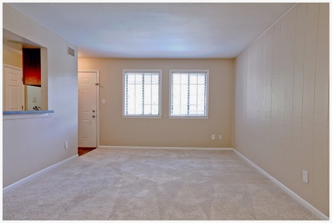 Interior Photo - Shore Acres